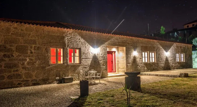 Casa do Outeiro, Забронировать Фермерский дом Фермерские дома Повуа-ди-Ланьозу, Фермерский дом