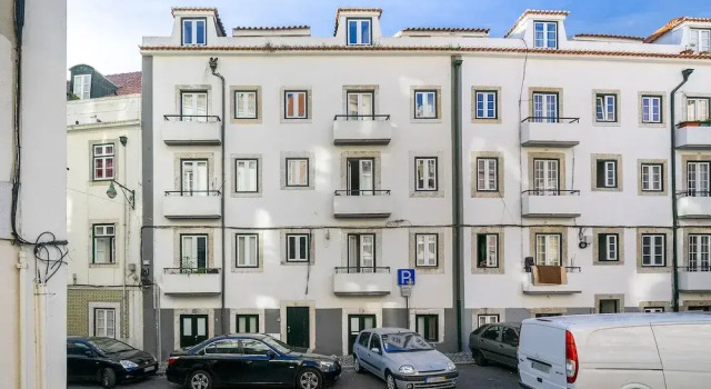 Lisbon'S Horizon Retreat: A View To Remember