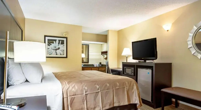 Номер Standard Quality Inn Thomaston