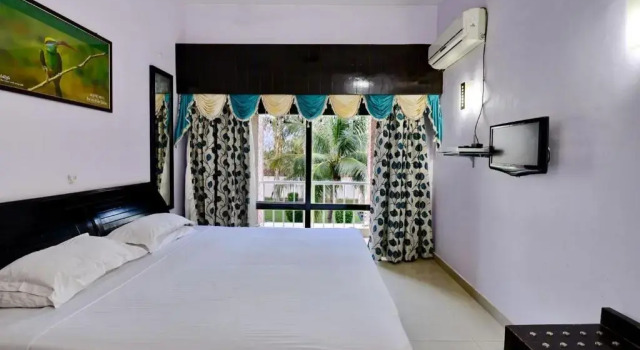 Полулюкс Indo Hokke Hotel