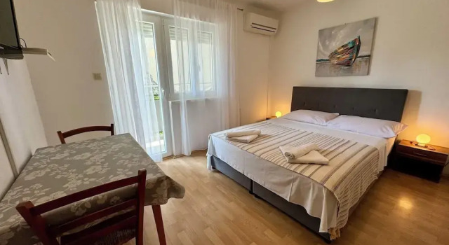 Apartment Kristina 1, Забронировать Апартаменты/квартира Отели Приморско-Горанской жупания с парковкой, Парковка