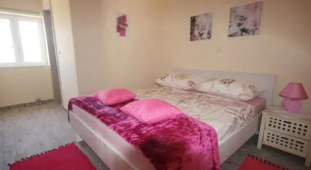 Апартаменты Apartment Rustica With 2 Bedrooms