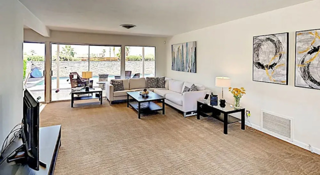 New Listing! Chic & Spacious Home W/ Pool Home, Забронировать Отель Катидрал-Сити Coachella Valley, рядом с Sabain Massage