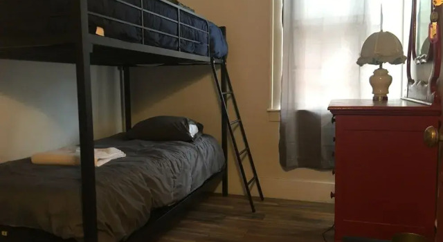 Hamtramck Hostel, Rezervovat Hostel Highland Park Michigan