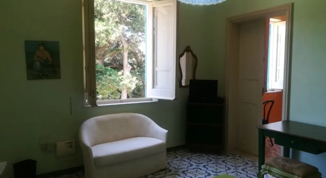 B&B Villa Marina, Rezerwuj Bed and Breakfast Hotele w Valderice z basenem, Basen