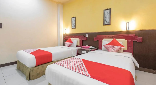 OYO 821 Hotel Dinasti, Prenota Hotel Hotel a Sulawesi con parcheggio, Parcheggio
