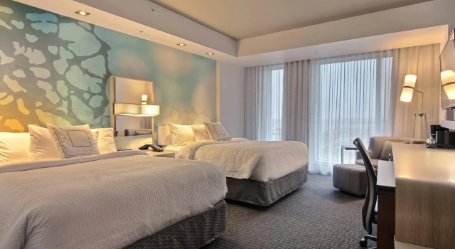 Четырёхместный номер Standard Courtyard by Marriott Quebec City