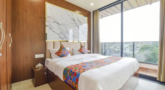 Номер Premium FabHotel Blooming Beds Pearl