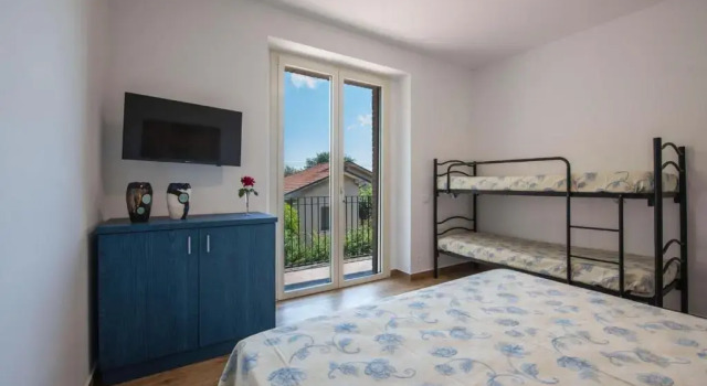 Четырёхместный номер Standard с балконом B&B Madonna Carradori