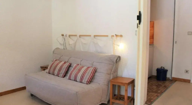 Appartement Vars, 1 pièce, 6 personnes - FR-1-330B-138