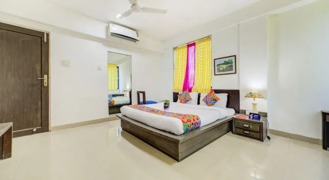 FabHotel Casa Paradise Premium Suites, Varaa Hotelli Vagator Pohjois-Goa