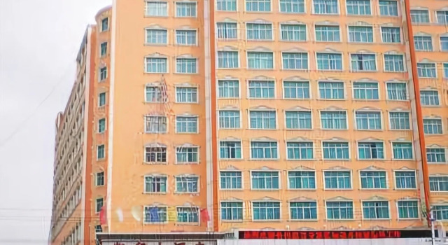 Kaicheng Hotel Xuanwei, Rezerwuj Hotel Qujing Yunnan
