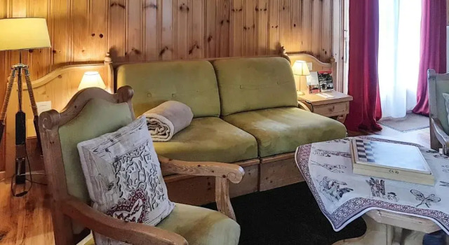 Люкс Hotel La Cambuse