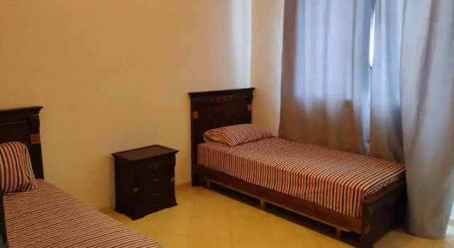 AAvenu med6 malabata tangerOuargha immobilier12rdc complexe touristique alboughaz, Rezerwuj Hotel Hotele w Tanger-Tetouan z parkingiem, Parking