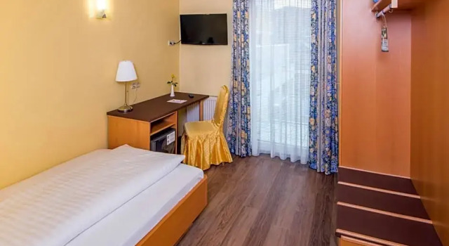Номер Business NOVAPARK Flugzeughotel Graz