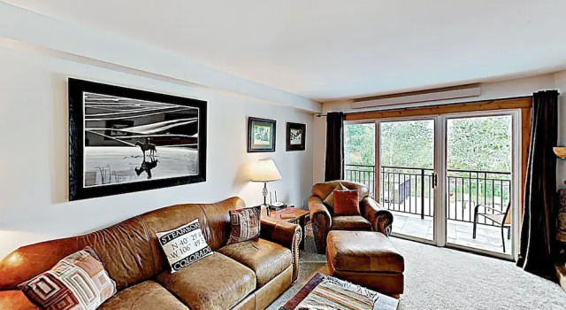 New Listing! Ski Studio W/ Pool, Sauna & Hot Tub Studio Bedroom Condo, Book Hotel Steamboat Springs Colorado