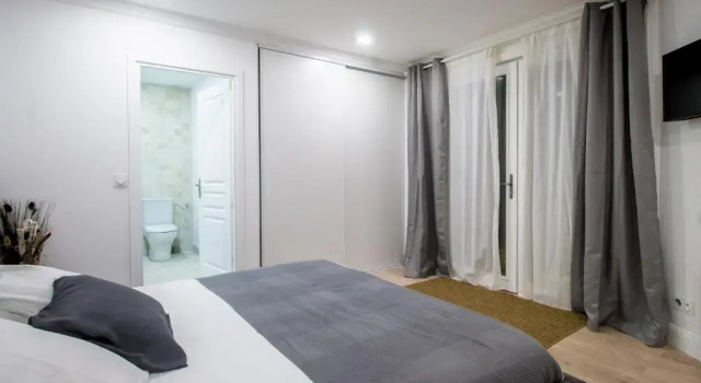 Номер Deluxe MAYA Appartements & Suites