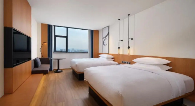 Четырёхместный номер Standard с видом на город Fairfield by Marriott Yuyao