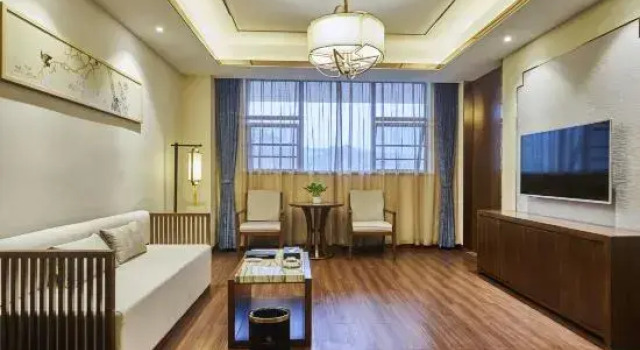 Suite familiare con vista sul lago Huitang Hot Spring Resort