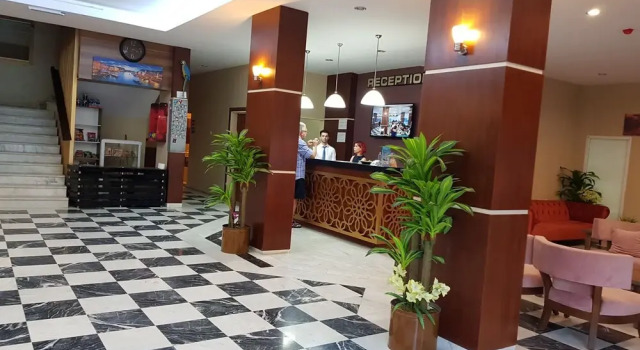 Nuova Beach Hotel