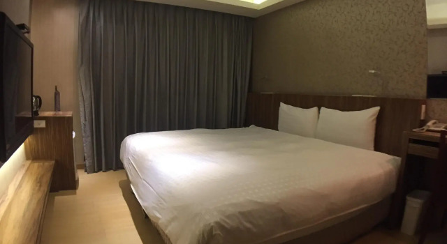 Двухместный номер Standard 巴黎商旅 Paris Hotel