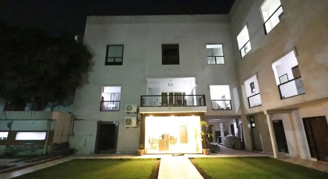Hotel Rajshri by OYO Rooms, Prenota Hotel Rudrapur West Bengal