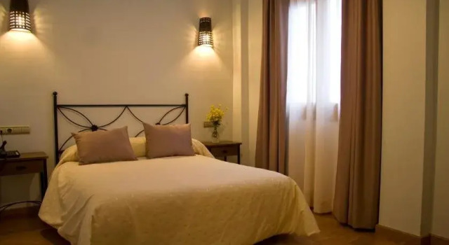 Estrella de las Nieves, Prenota Hotel Pampaneira La Alpujarra