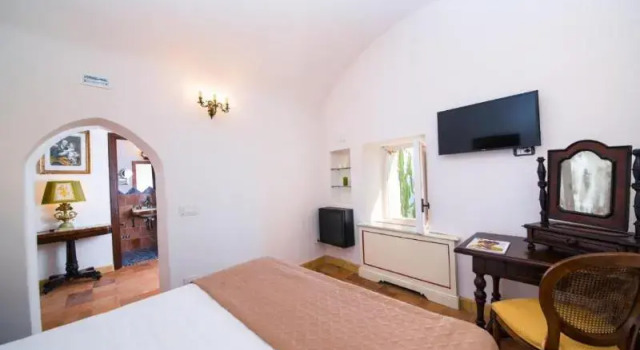 Трёхместный номер Comfort Badia Santa Maria de Olearia