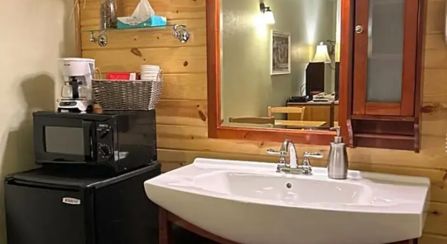 Номер Economy Mt Gardner Inn