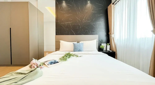 Апартаменты Standard Strategic And Minimalist 1Br Apartment At Margonda Residence 1