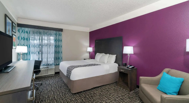 Двухместный номер La Quinta by Wyndham Latham Albany Airport