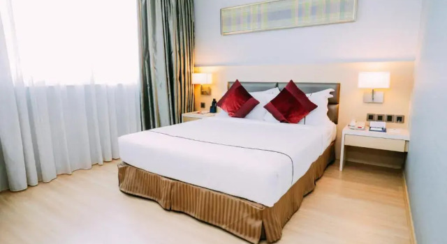 Полулюкс Hotel Granada Johor Bahru