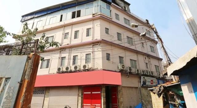 OYO 987 Hotel Pawan Putra, Prenota Hotel Calcutta 