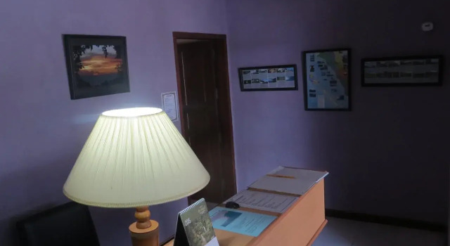 New House Padang, Boek Hotel Padang 