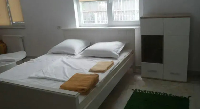 Pensiunea Ewo, Prenota Hotel Hotel economici a Iasi