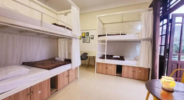 Кровать в общем номере Amy 2 Hostel Hue