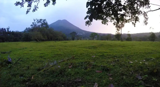 Paradise Hot Springs, Buchen Sie Hotel Fortuna Alajuela