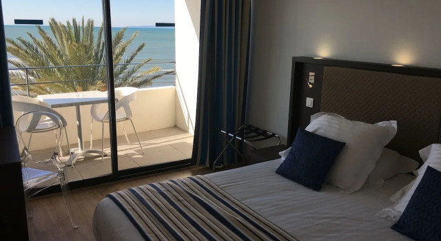 Двухместный номер Superior с балконом и с видом на море Hôtel Restaurant Splendid Camargue