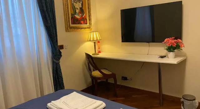 Номер Deluxe CASA BATTISTI MESSINA bellissimo appartamento in centro città ideale per FAMIGLIE o GRUPPI DI AMICI - max 3 camere, max 8 persone