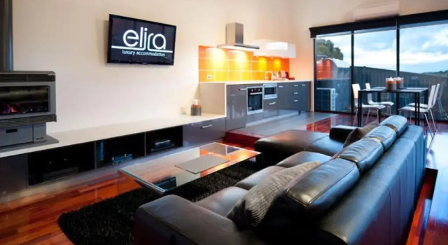 Elira 2
