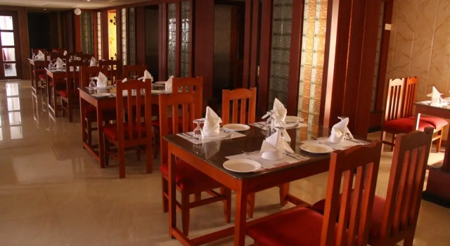 Hotel Leo Paradise - OMR