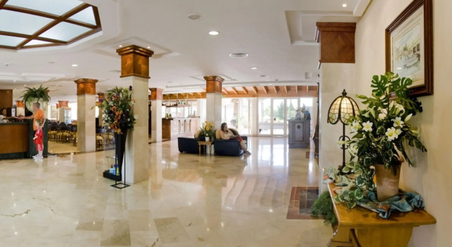 Aparthotel Ferrer Lime Isabel, Reserva ahora Hotel Cala Bona Mallorca