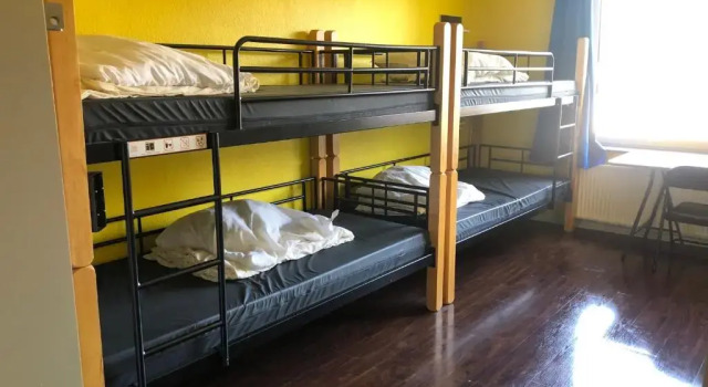 Кровать в общем номере Backpackers Düsseldorf - SELF CHECK-IN