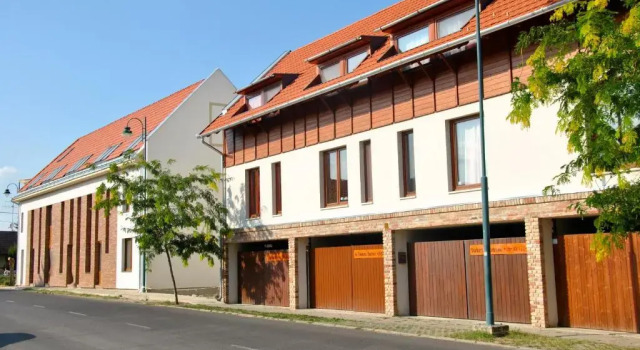 Gyula Vár Panoráma Apartman, Book Lejlighed Billige hoteller i Bekes