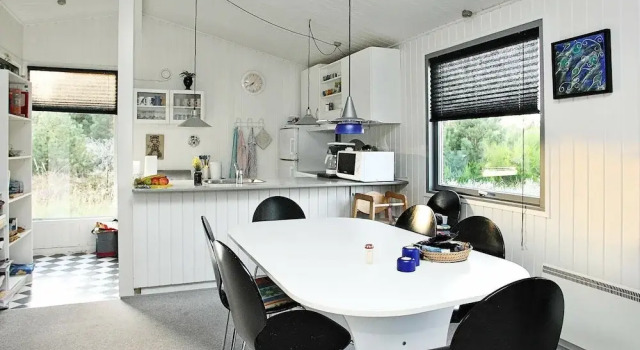 Alluring Holiday Home in Thisted Jutland With Terrace, Rezervovat Rekreační dům Thisted 