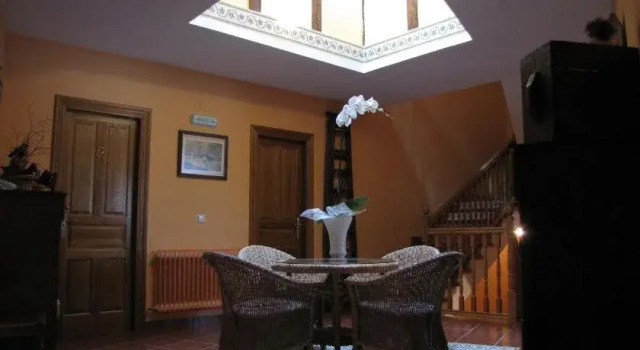 Hostal Huartearena, Rezerwuj Hotel Itza Nawarra