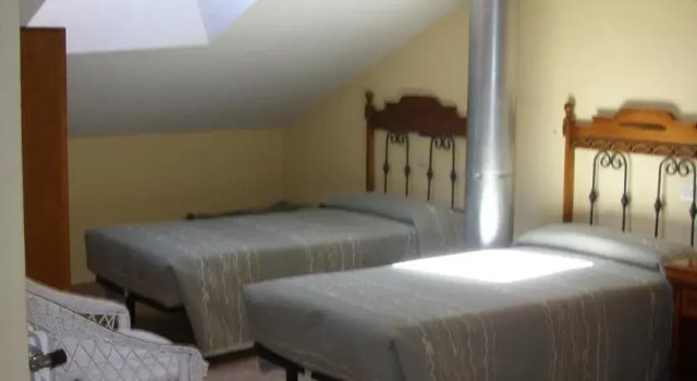Hostal Pineda, Забронировать Отель Сервера-де-Писуэрга Паленсия