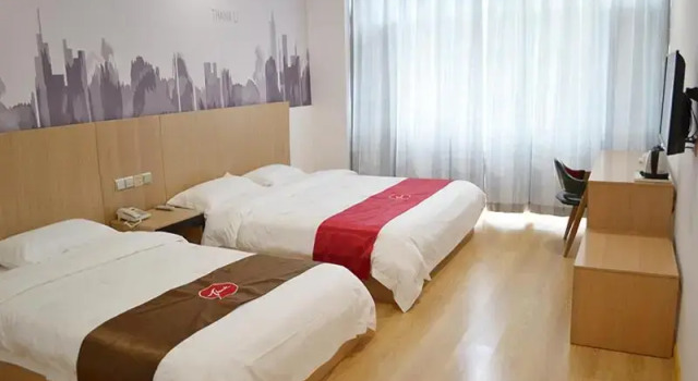 Семейный номер Standard Thank Inn Hotel Hebei Zhangjiakou Zhangbei County Tianbao New City