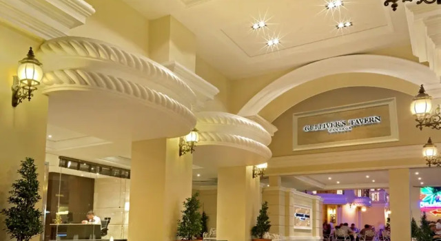 Номер Superior Gullivers Tavern Hotel