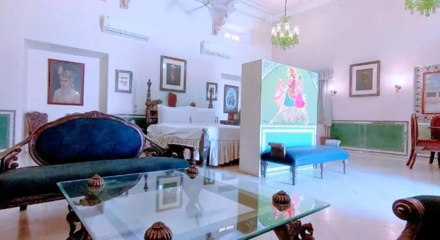 Люкс Chomu Palace Jaipur - A Heritage Hotel
